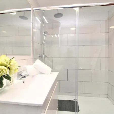 Grey In City Center With Sea View Apartment Funchal (Madeira)