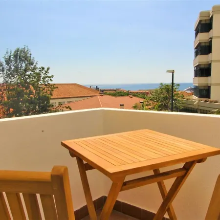 Grey In City Center With Sea View Apartment