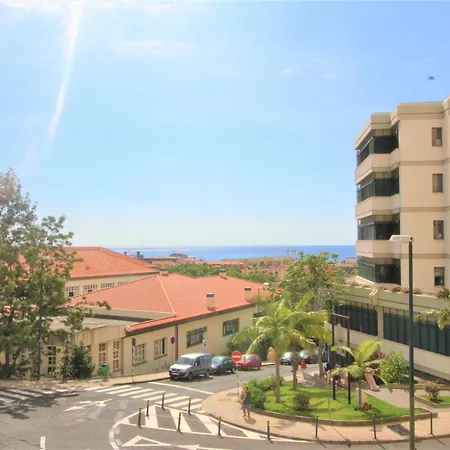 Grey In City Center With Sea View Funchal (Madeira)